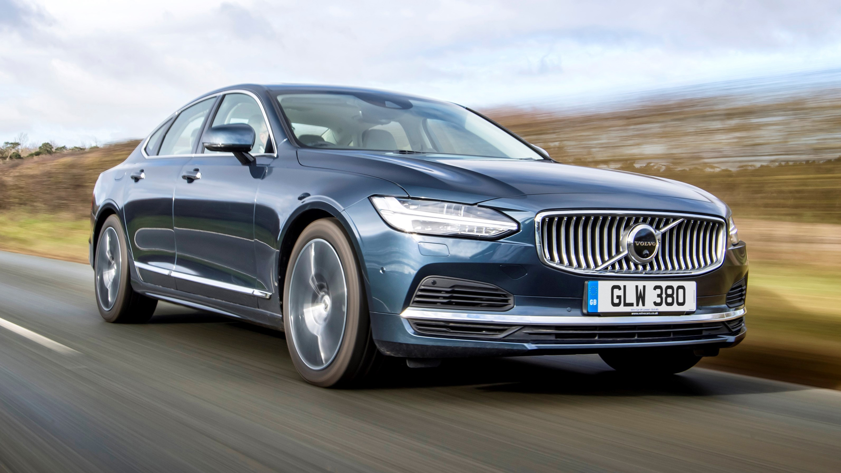 Volvo s90 cheap plug in